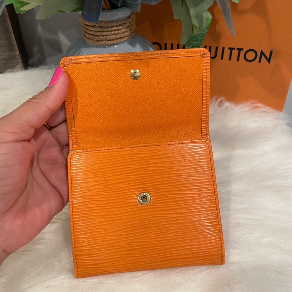 Authentic Louis Vuitton Epi Porte Feiulle Elise Wallet On A Chain | SP00… - Picture 6 of 16